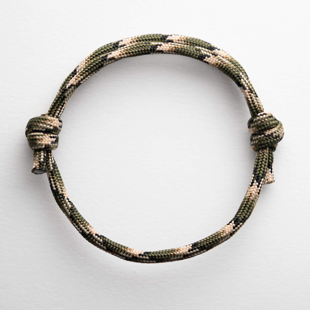 Tactical Camo 550 Paracord Bracelet